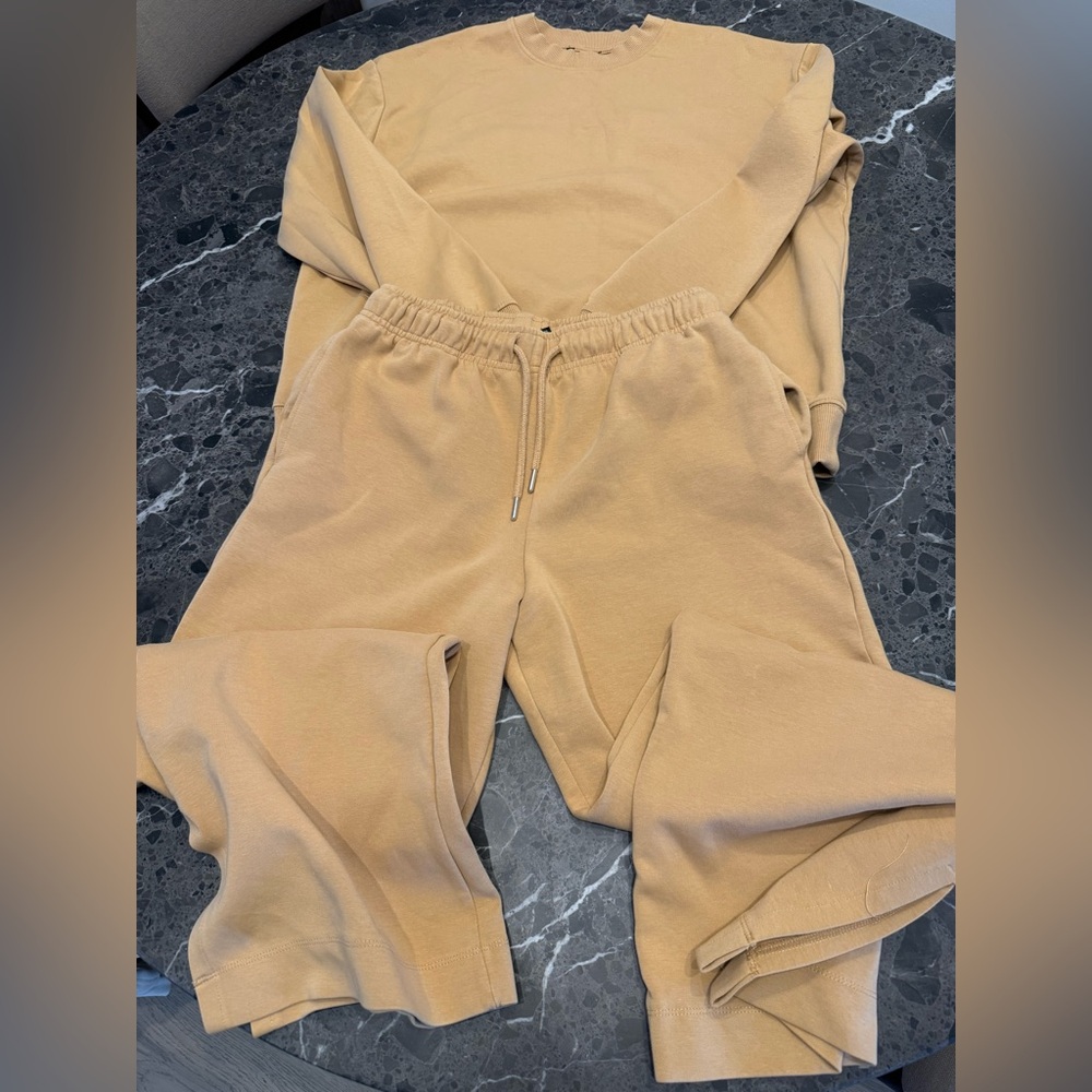 Zara suit sz S